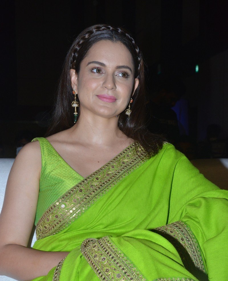 Kangna Ranaut in Green Saree – Telugu Nestam